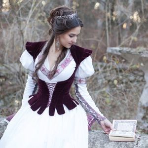 Medieval Burgundy Velvet Corset Vest 🌹
